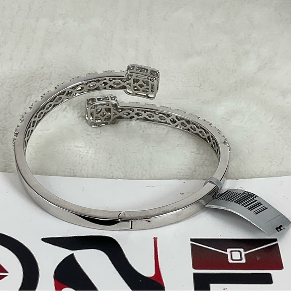 Super Duo Bangle and Zirconia Ring🎄🔥 - Picture 4 of 10